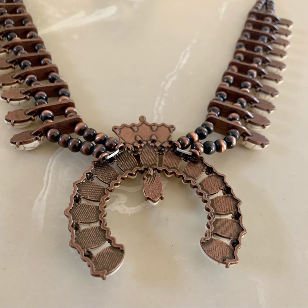 • NEW! Squash Blossom Jewelry Set • - Picture 8 of 14